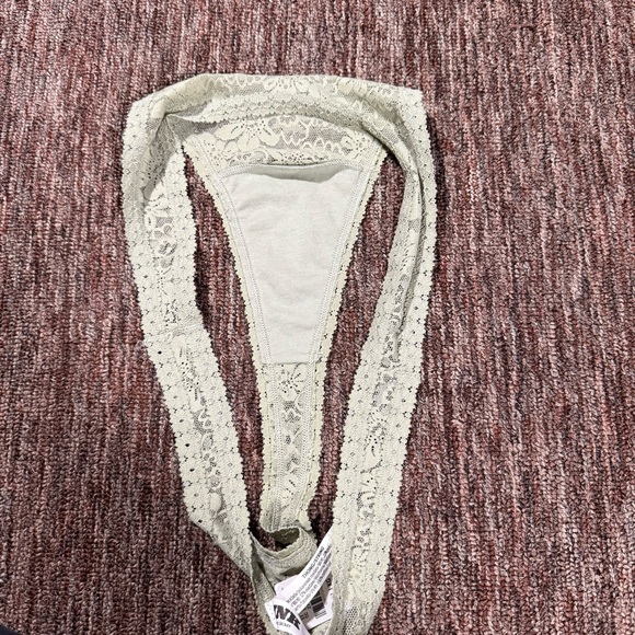 NWT Bundle Victoria’s Secret PINK Lace Thong Panties Size XL - Picture 9 of 9